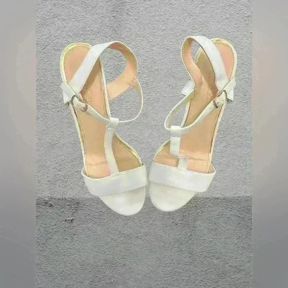 MICHAEL SHANNON PLATFORM HEELS SIZE:10 - Picture 1 of 2